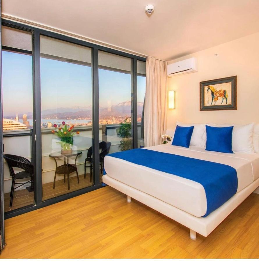 Orbi City Suites Batumi Kültér fotó